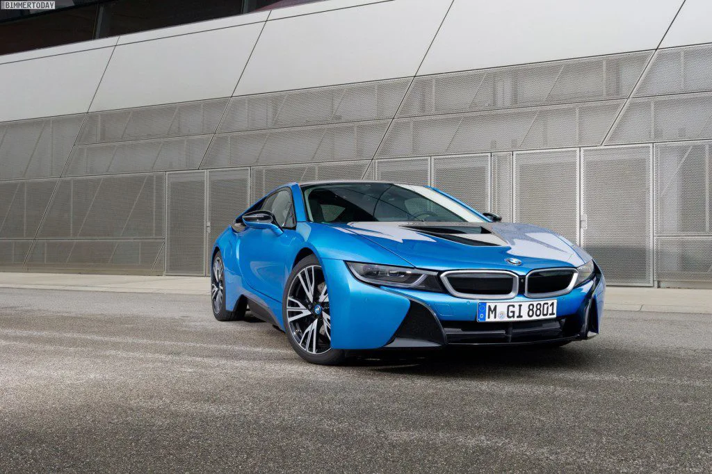 BMW I8
